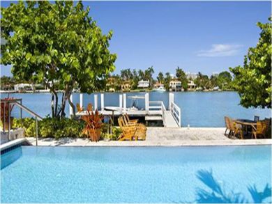 Bay front swimming pool