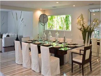 Dining room seats ten