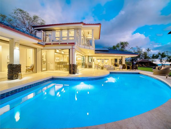Four Bedroom Maui Villa with Pool and Full Ocean Views.