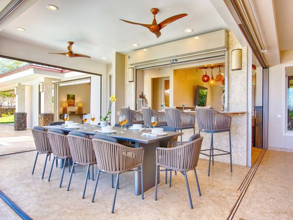 Four Bedroom Maui Villa with Pool and Full Ocean Views.