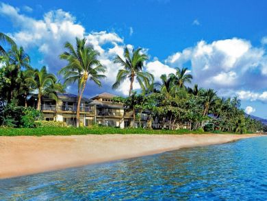 3 Bedroom Beachfront Maui Villa