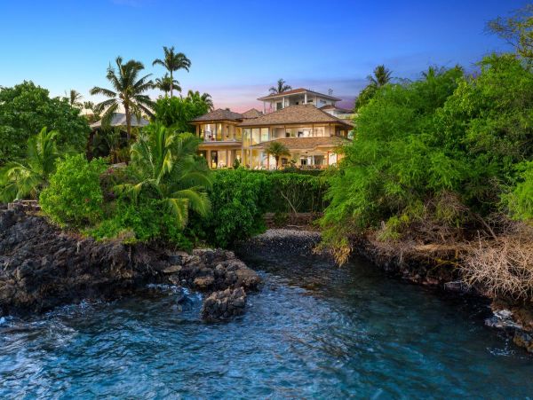 Luxury Maui Villa with Ocean Views & Private Pool & Spa