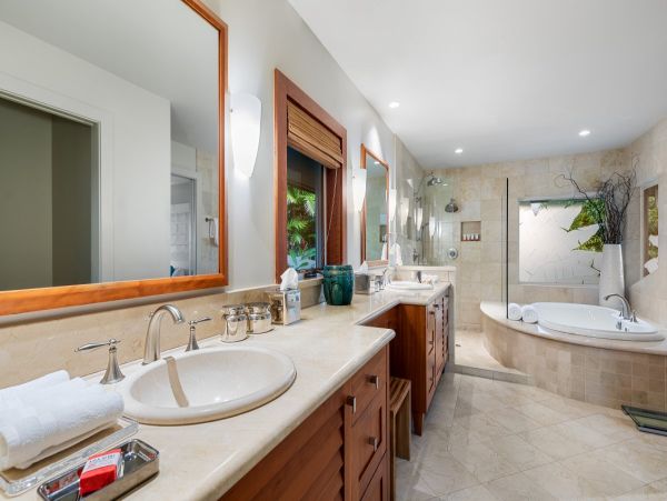 Luxury Maui Villa with Ocean Views & Private Pool & Spa