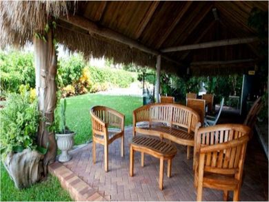 Tiki hut Tiki hut