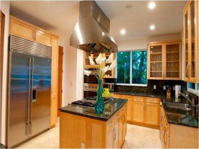Fully equipped kitchen Fully equipped kitchen