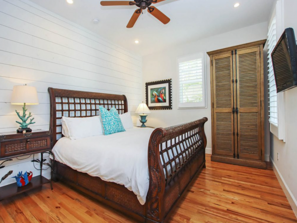 Almost on The Beach Four Bedroom Luxury Pool Home on Captiva- Beach/Village