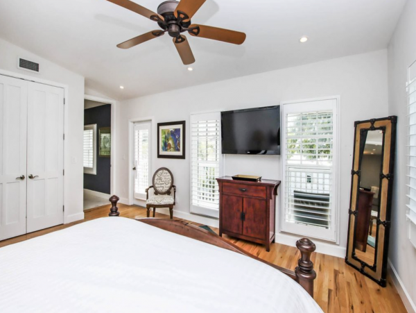 Almost on The Beach Four Bedroom Luxury Pool Home on Captiva- Beach/Village