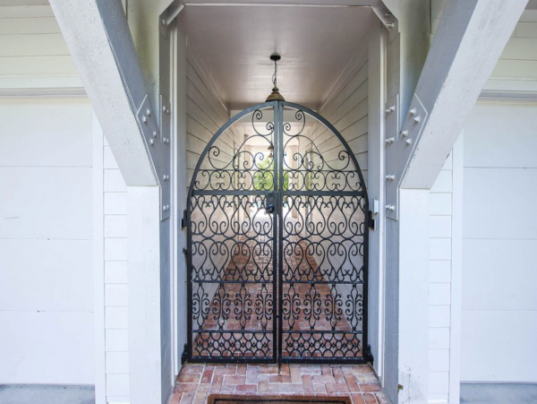 Almost on The Beach Four Bedroom Luxury Pool Home on Captiva- Beach/Village