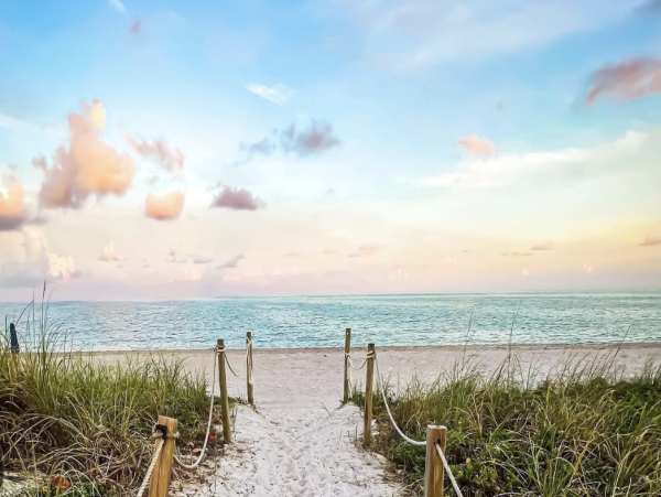 Almost on The Beach Four Bedroom Luxury Pool Home on Captiva- Beach/Village