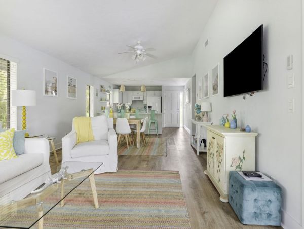 Short Walk to Beach Captiva Island Four Bedroom Vacation Rental