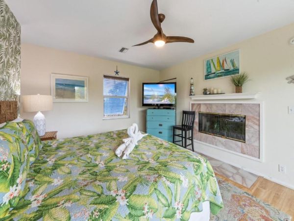 Luxury North Anna Maria Vacation Rental Home Private Pool