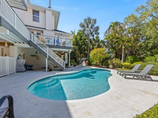 Luxury North Anna Maria Vacation Rental Home Private Pool