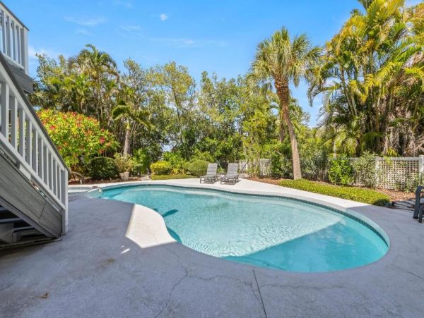Luxury North Anna Maria Vacation Rental Home Private Pool