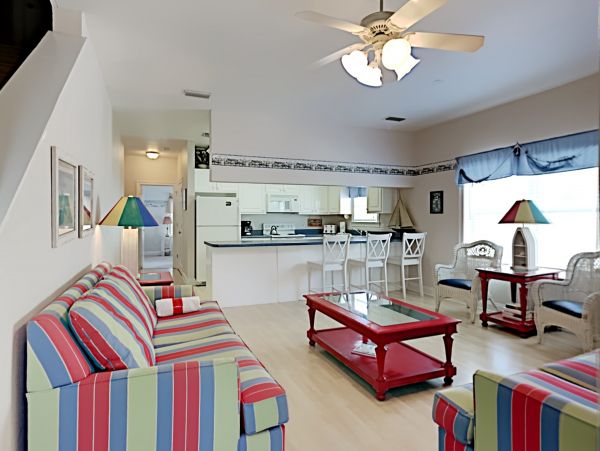 Miramar Vacation Home 7 Bedrooms Just 125 Yards to Beach