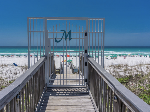 Miramar Vacation Home 7 Bedrooms Just 125 Yards to Beach