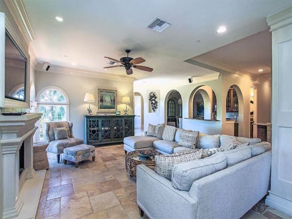 Luxury Captiva Island Vacation Rental with Private Pool, Hot Tub & Outdoor Kitchen