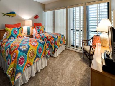 Guest bedroom with twin beds Guest bedroom with twin beds