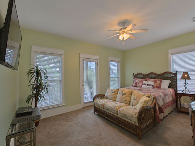 Bedroom with Seating