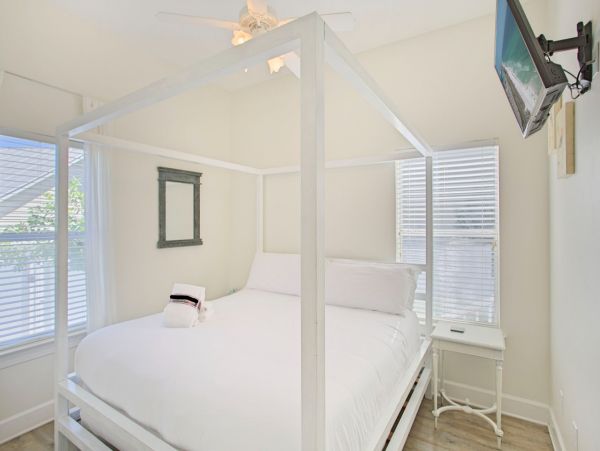 4 Bedroom Home Private Pool Sleeps 13 Blue Mountain Beach