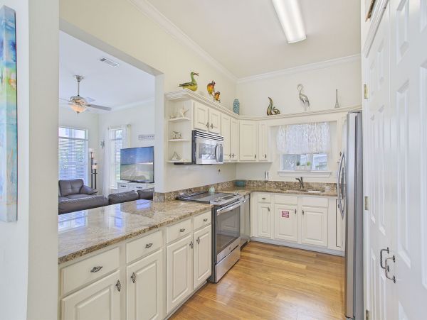 4 Bedroom Home Private Pool Sleeps 13 Blue Mountain Beach