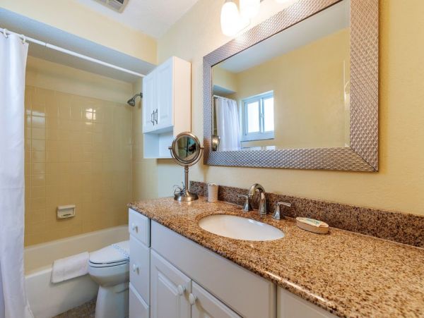 Siesta Key Beach Condo Two Bedroom Sleeps Six