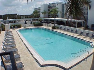 Community pool