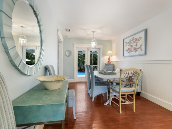 Anna Maria Island Vacation Rental Home with Pool- Sleeps 8