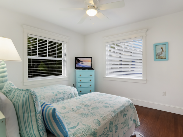 Anna Maria Island Vacation Rental Home with Pool- Sleeps 8