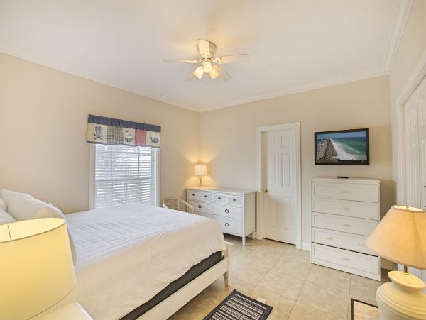 Miramar Beach Six Bedroom Posh Vacation Pool Home on Beach