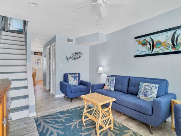 Siesta Key Two Bedroom Vacation Rental Steps from Beach