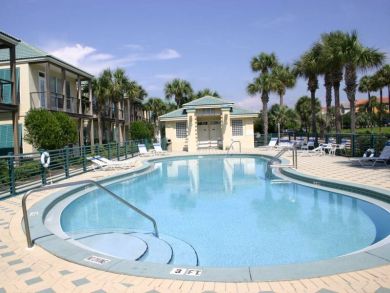 Community pool