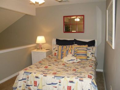 Loft/Bedroom with Queen Bed