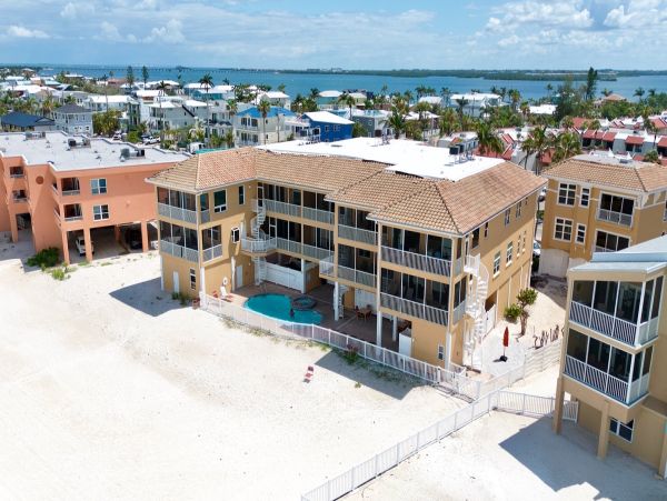 Anna Maria Island Beachfront Condo - Luxury Gulf View Vacation Rental