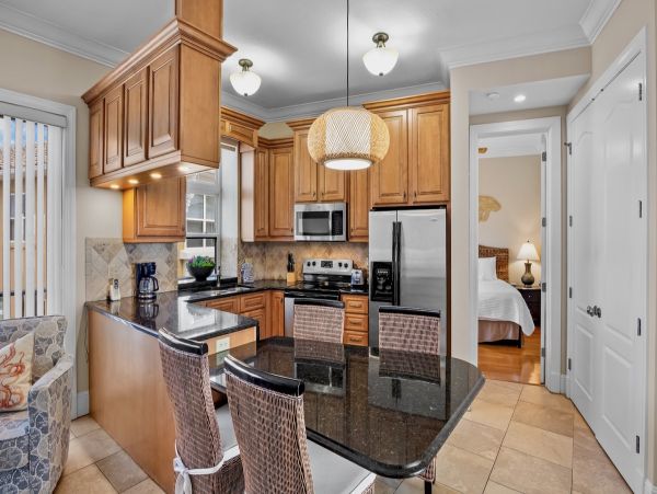 Anna Maria Island Beachfront Condo - Luxury Gulf View Vacation Rental
