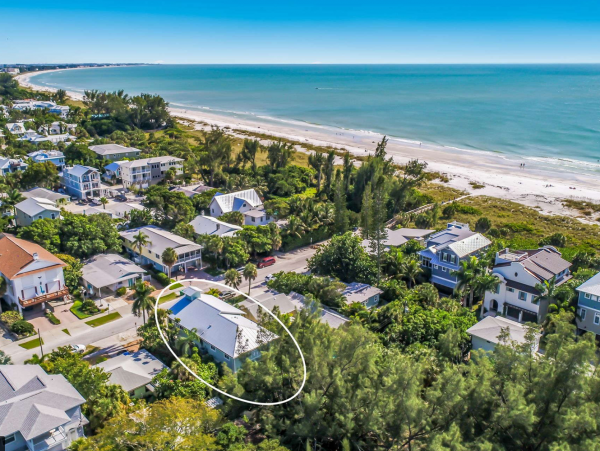 Rent This Exceptional Four Bedroom Anna Maria Rental