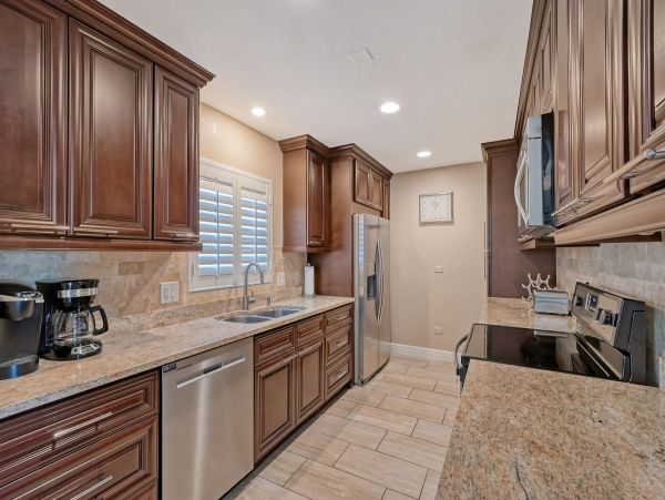 Siesta Key Beautiful Three Bedroom Vacation Penthouse