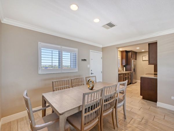 Siesta Key Beautiful Three Bedroom Vacation Penthouse
