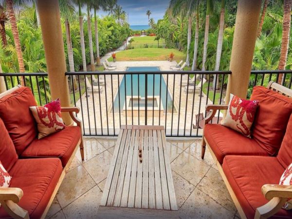 Number One Vacation Home on Captiva Island Sleeps 13 Guests