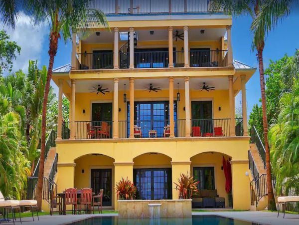 Number One Vacation Home on Captiva Island Sleeps 13 Guests