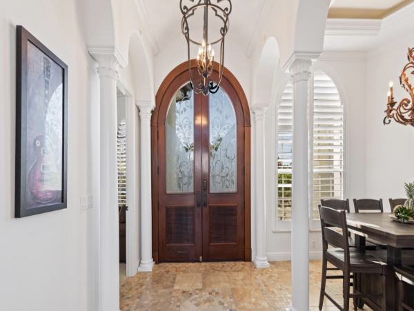 One of Marco Islands Top Ten Luxury Rentals Sleeps 10 Guests