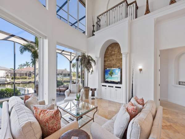 One of Marco Islands Top Ten Luxury Rentals Sleeps 10 Guests