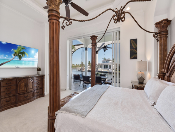 One of Marco Islands Top Ten Luxury Rentals Sleeps 10 Guests