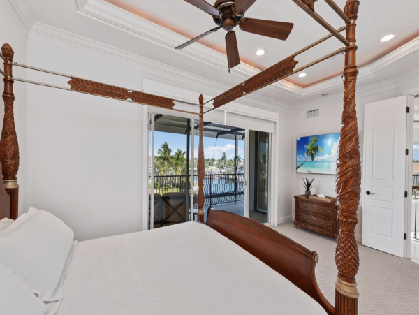 One of Marco Islands Top Ten Luxury Rentals Sleeps 10 Guests