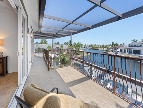 One of Marco Islands Top Ten Luxury Rentals Sleeps 10 Guests