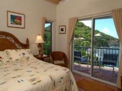 Bedroom 2 with queen bed