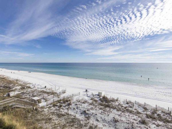 Great Three Bedroom Condo Right on the Beach in Destin