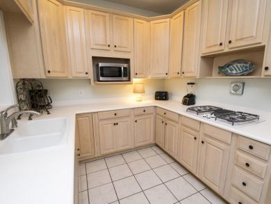 Three Bedroom Rental Sleeps 12 Guests Great Price