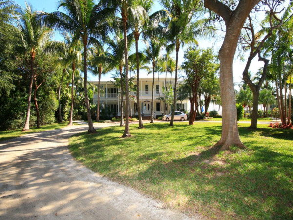 Florida Keys Five Bedroom Beach House With Private Pool