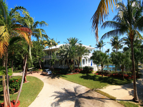 Florida Keys Five Bedroom Beach House With Private Pool