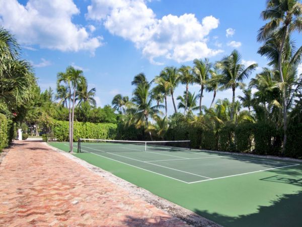 Islamorada Paradise on Beach with Pool Sleeps 8 Guests
